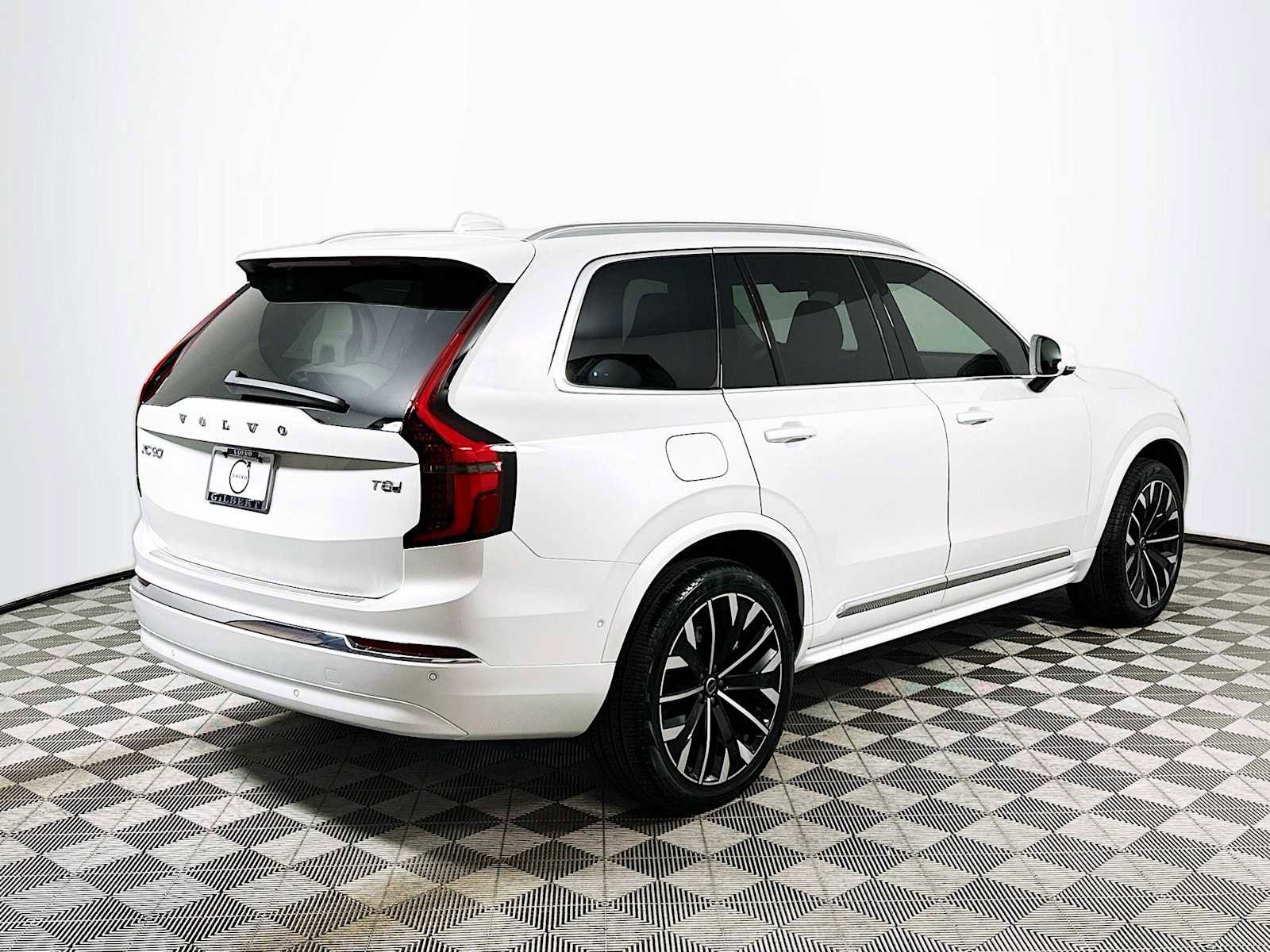 New 2026 Volvo XC90 T8 Ultra w/ Protection Package Premier image 7