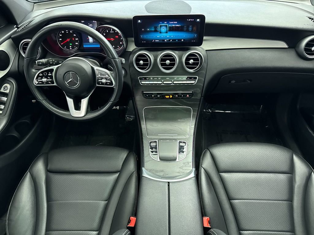 Used 2021 Mercedes-Benz GLC 300 image 12
