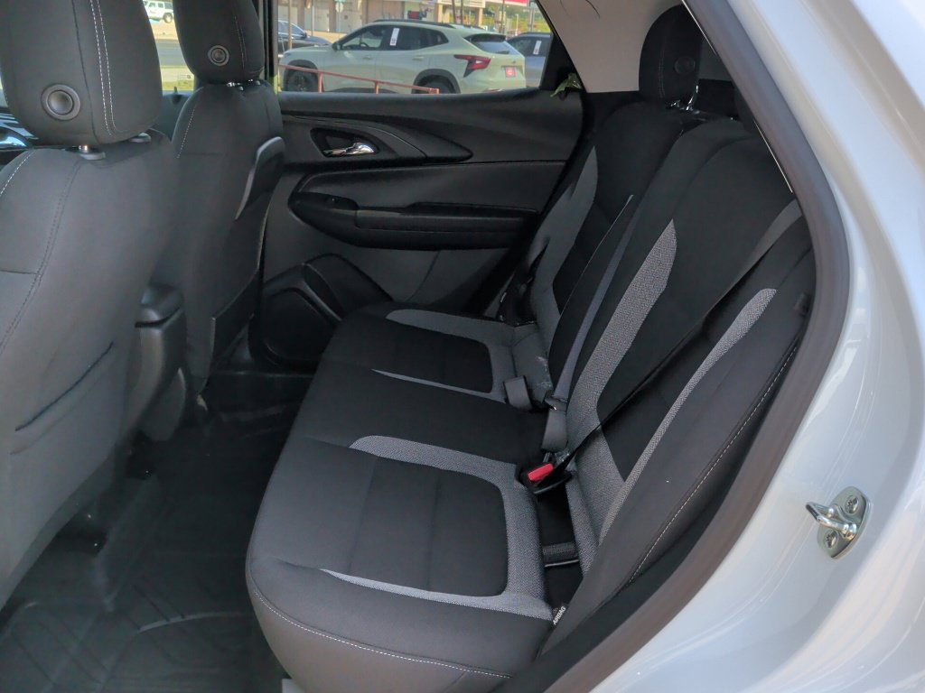 New 2026 Chevrolet TrailBlazer LS w/ LS Convenience Package FWD image 31