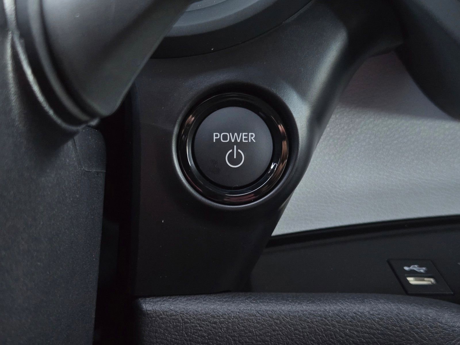 Certified 2026 Toyota Sienna XLE FWD image 20