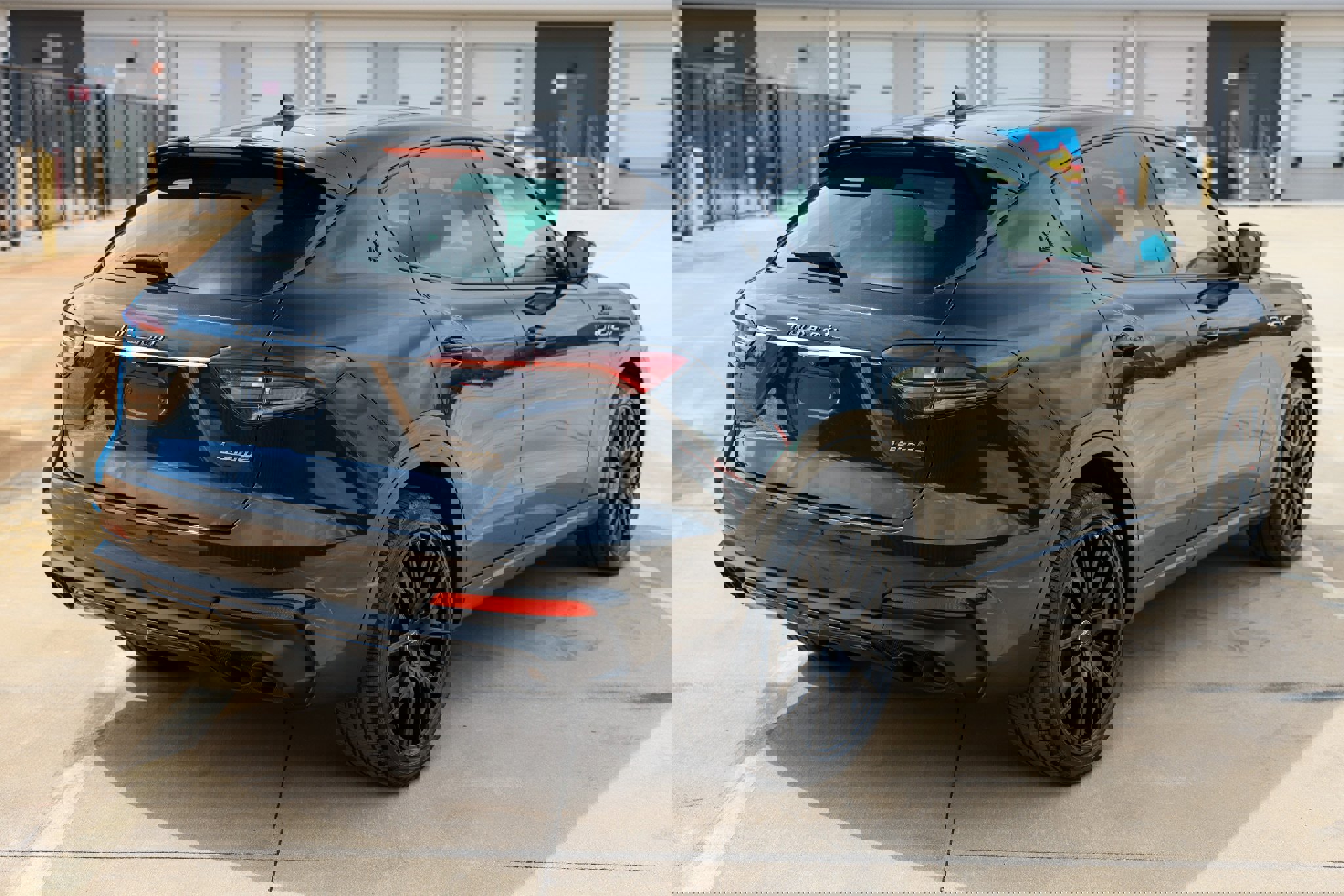 Used 2022 Maserati Levante Modena image 16