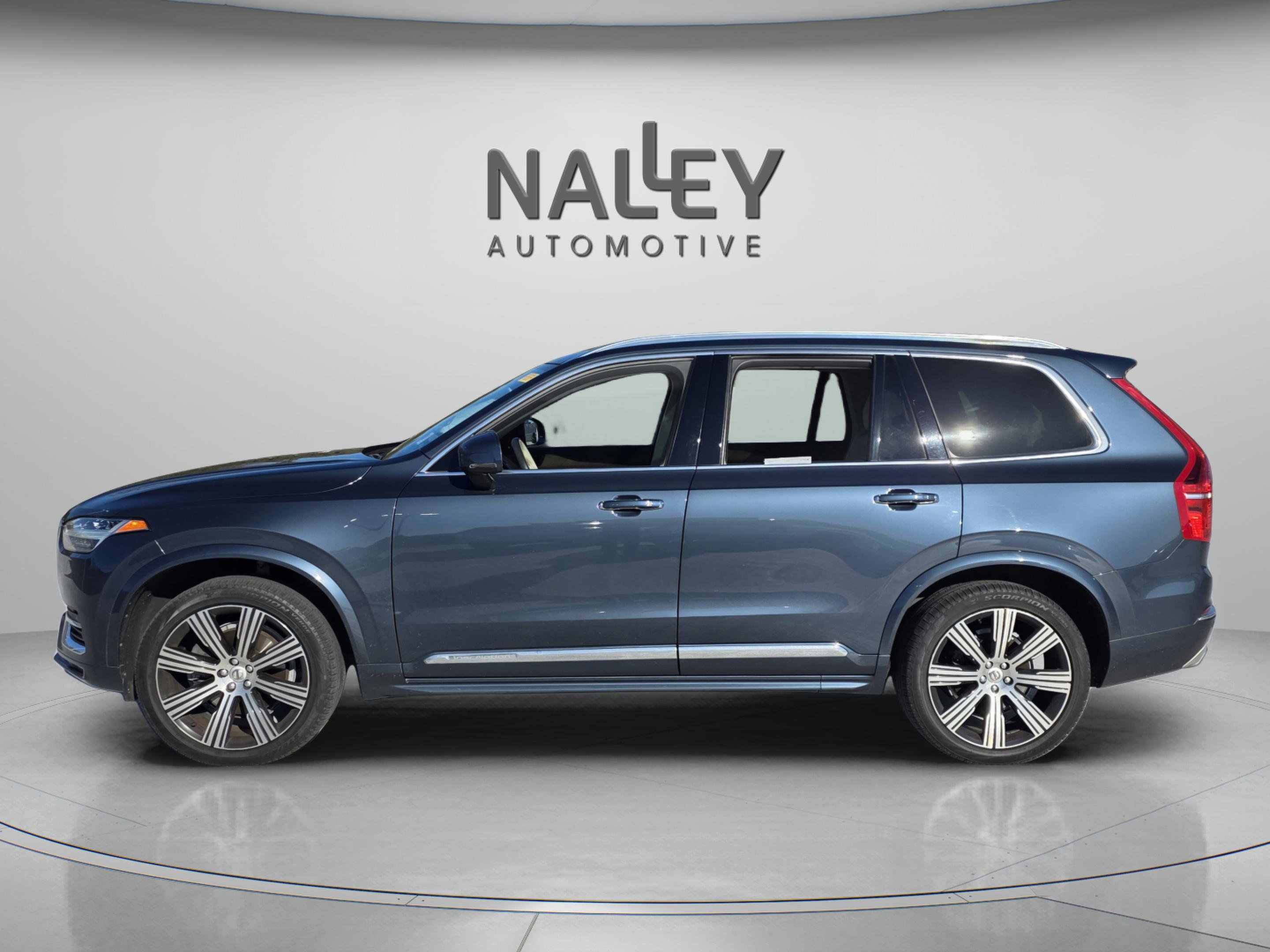 Used 2020 Volvo XC90 T6 Inscription image 2