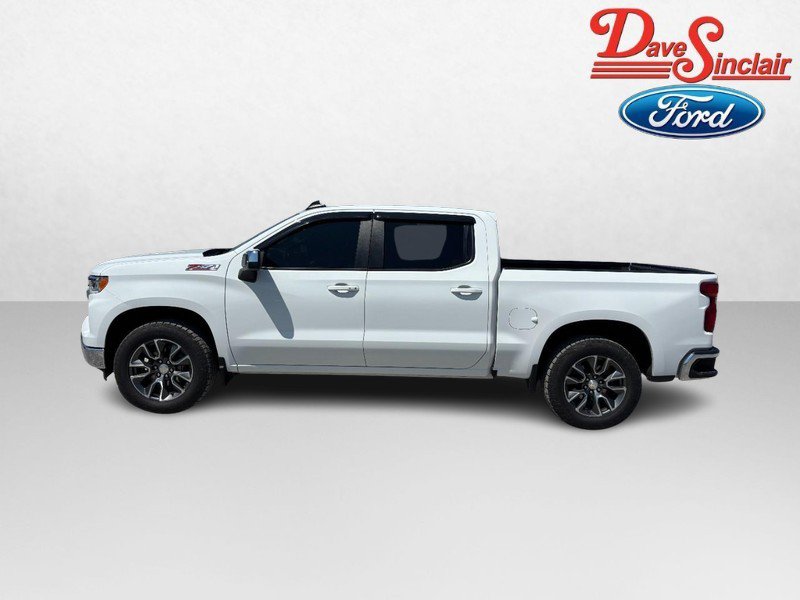 Used 2023 Chevrolet Silverado 1500 LT AWD/4WD image 10