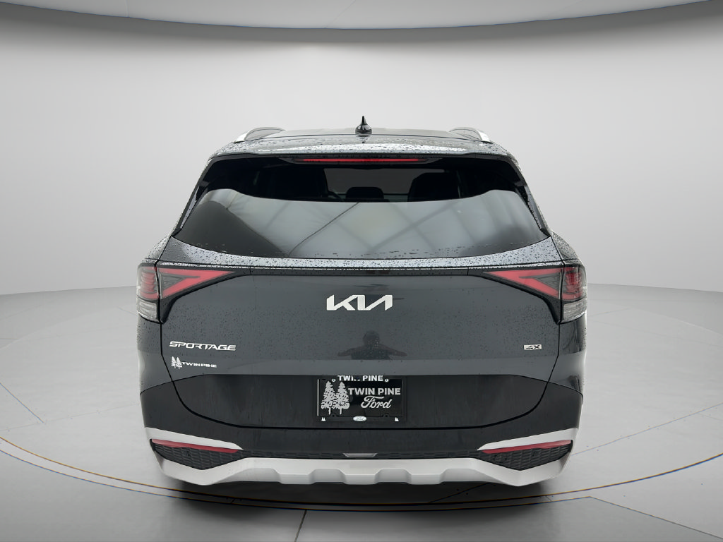 Used 2024 Kia Sportage EX AWD/4WD image 7