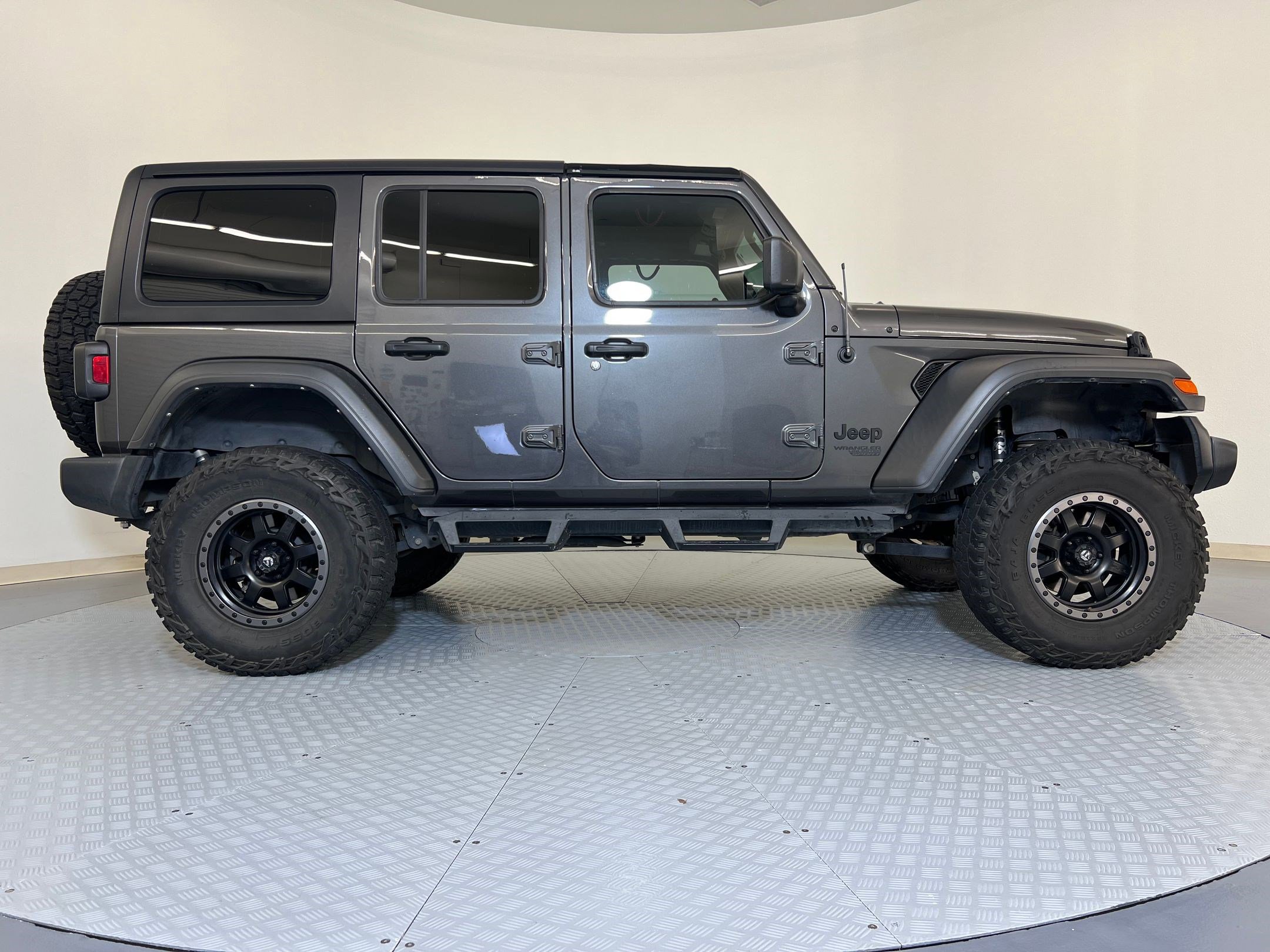 Used 2021 Jeep Wrangler Unlimited Sport image 8