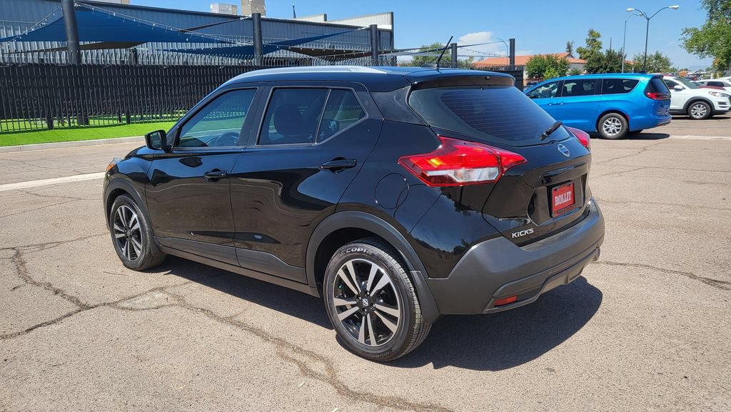 Used 2019 Nissan Kicks SV FWD image 7