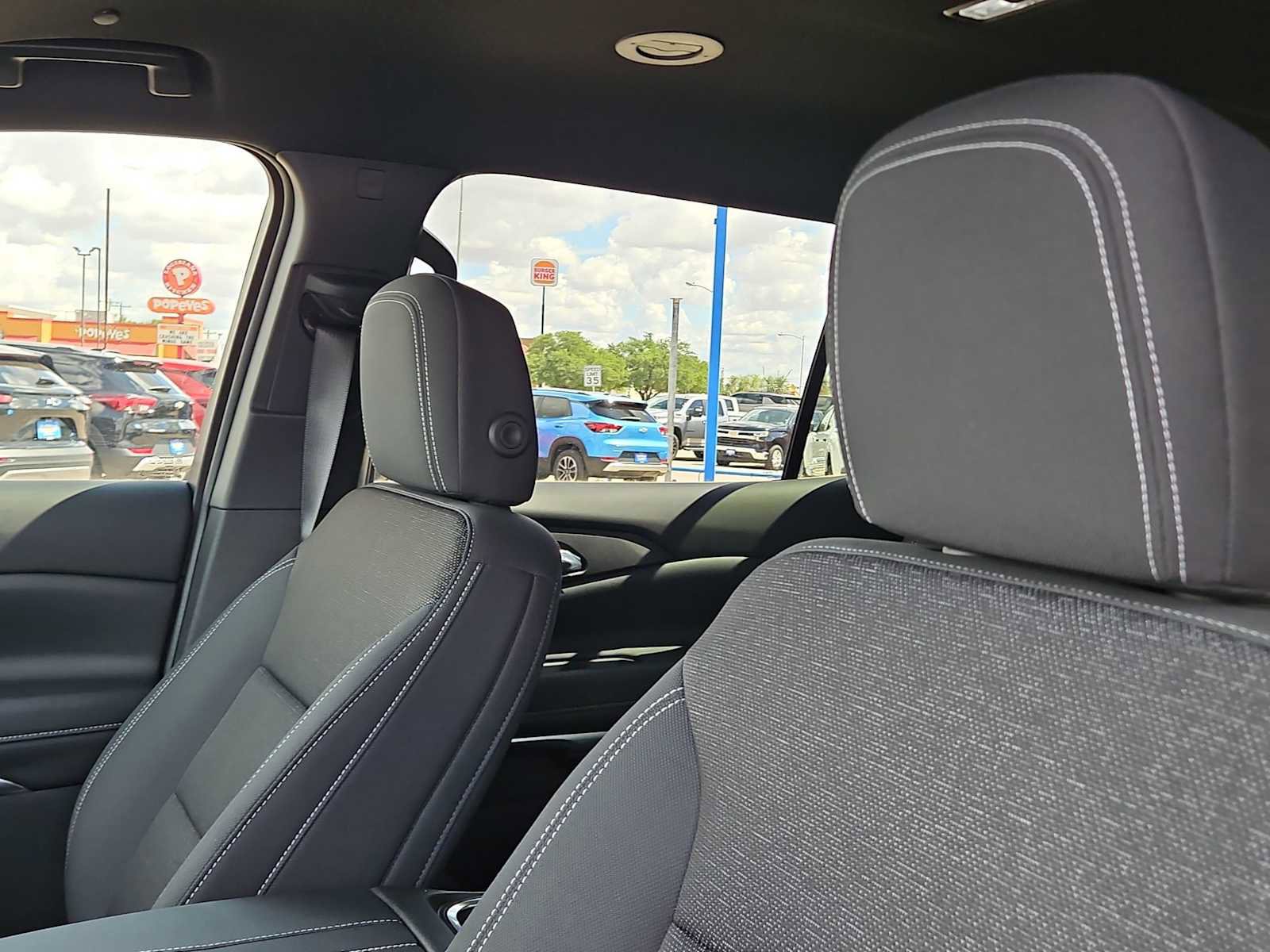 New 2026 Chevrolet Traverse LT w/ Driver Confidence Package image 15