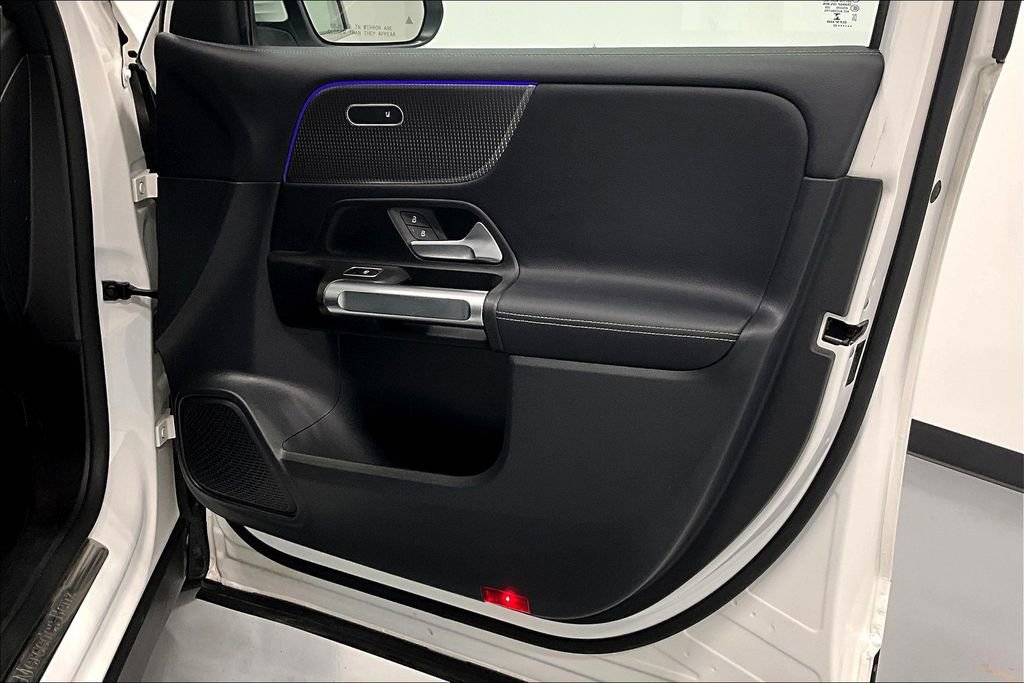 Used 2022 Mercedes-Benz GLB 250 image 23