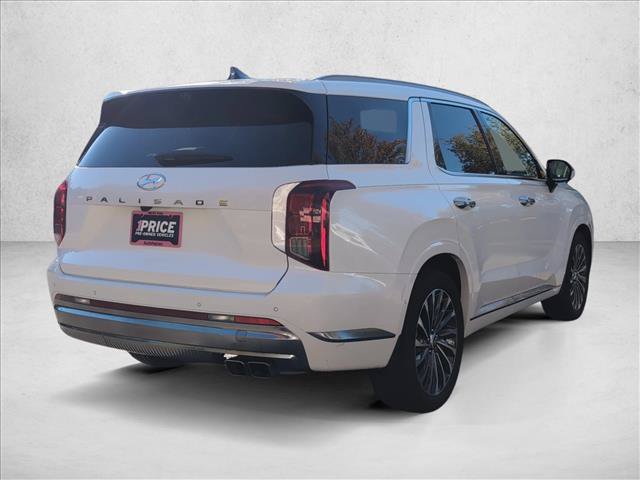 Certified 2025 Hyundai Palisade Calligraphy FWD image 5