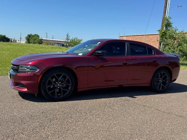 Used 2021 Dodge Charger SXT w/ Blacktop Package RWD image 3