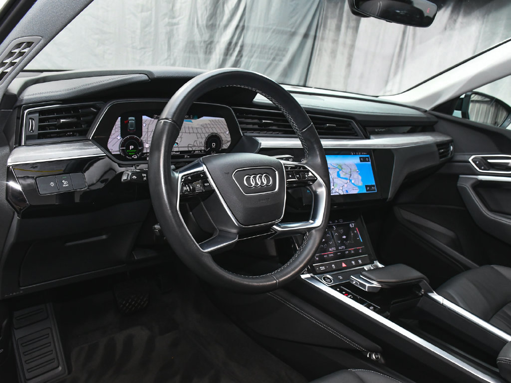 Used 2024 Audi Q8 e-tron Premium AWD/4WD image 22