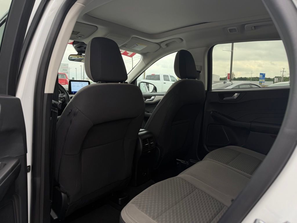 Used 2021 Ford Escape SE w/ Convenience Package FWD image 24