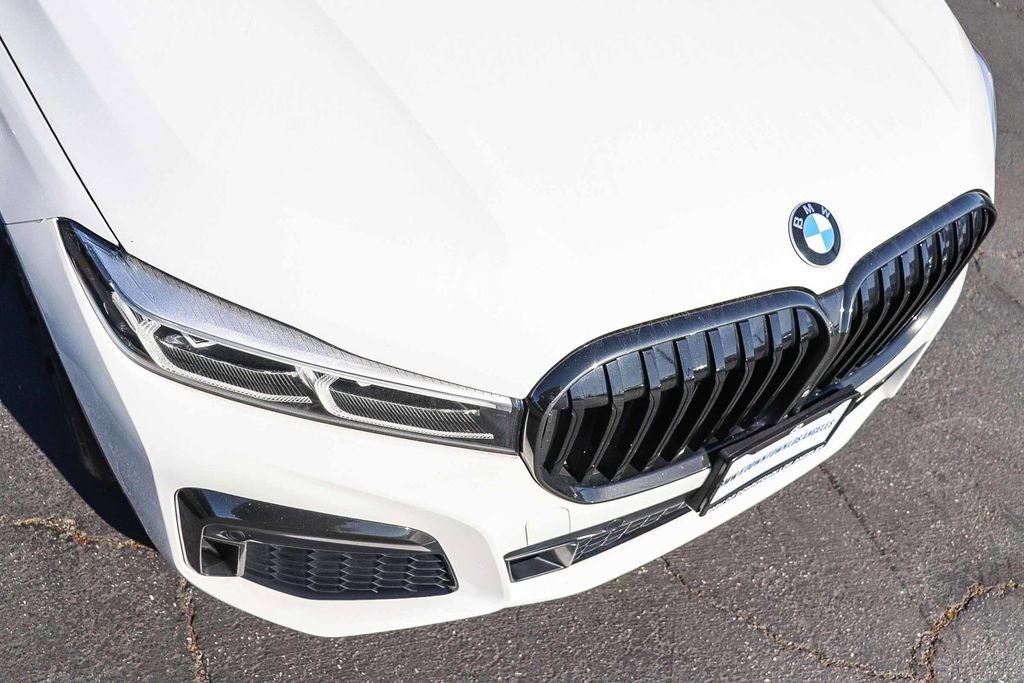 Used 2022 BMW 750i xDrive 750i xDrive w/ M Sport Package image 9