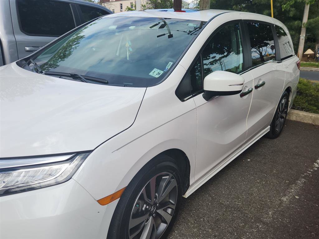 Used 2024 Honda Odyssey Touring image 1