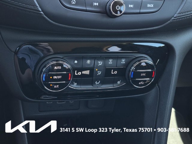 Used 2021 Buick Encore GX Select FWD image 33
