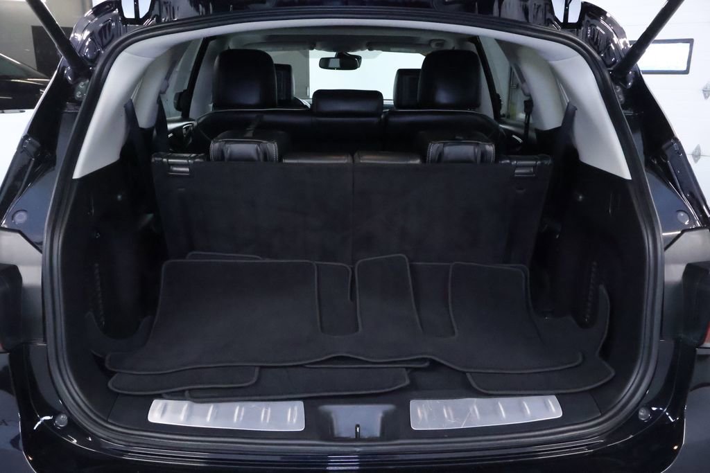 Used 2019 INFINITI QX60 Luxe w/ Essential Package image 19