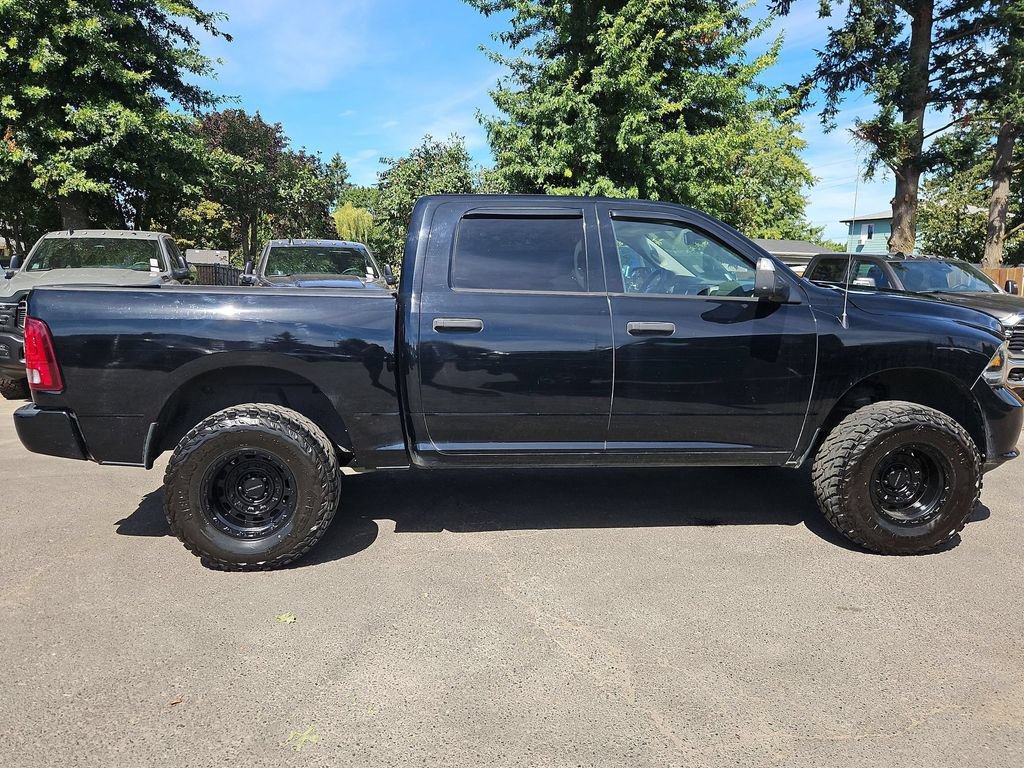 Used 2014 RAM 1500 Express w/ Black Ram 1500 Express Group AWD/4WD image 8