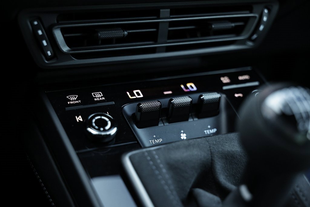 Used 2024 Porsche 911 Carrera T image 35