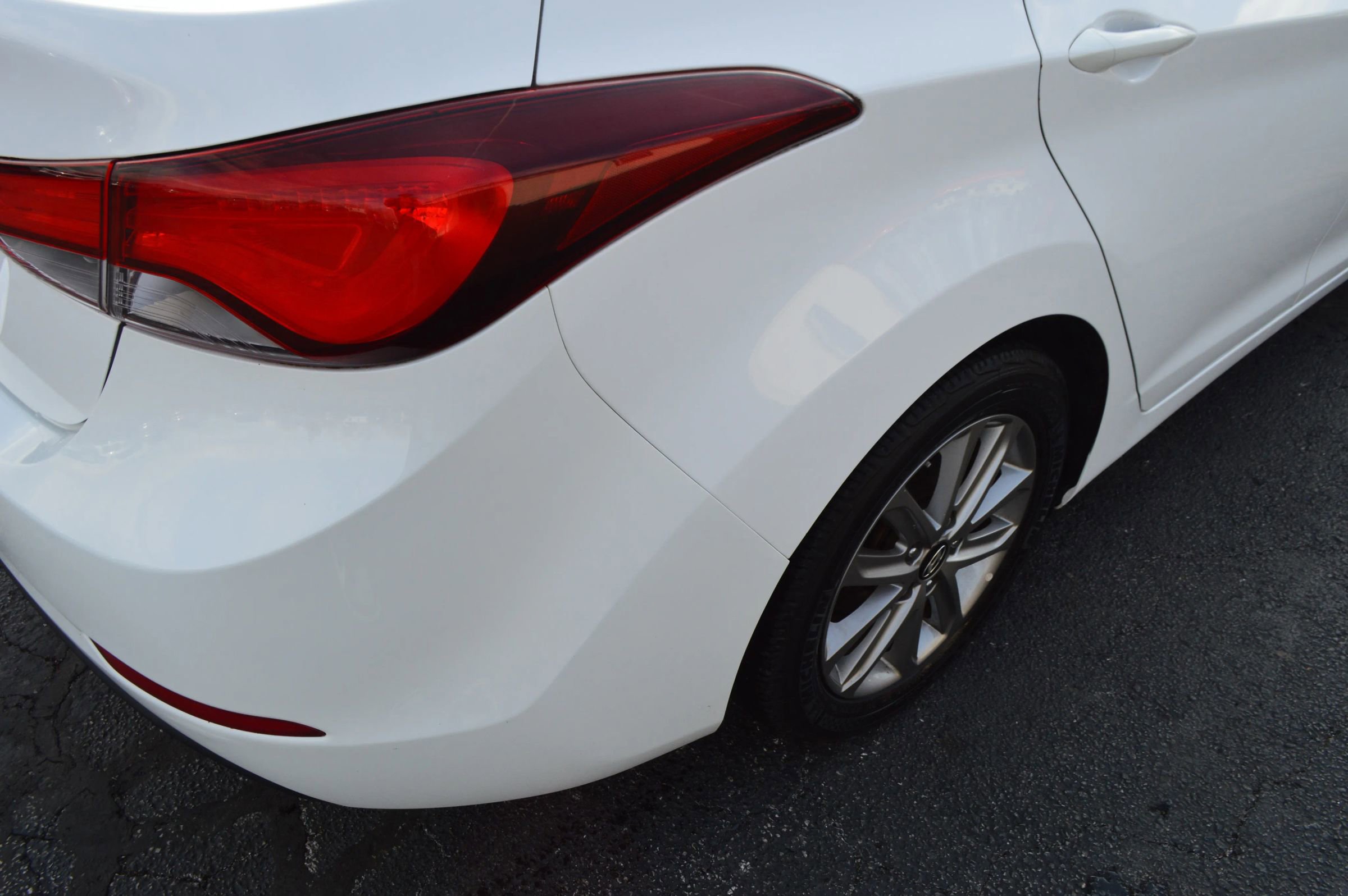 Used 2014 Hyundai Elantra SE w/ Option Group 02 image 9
