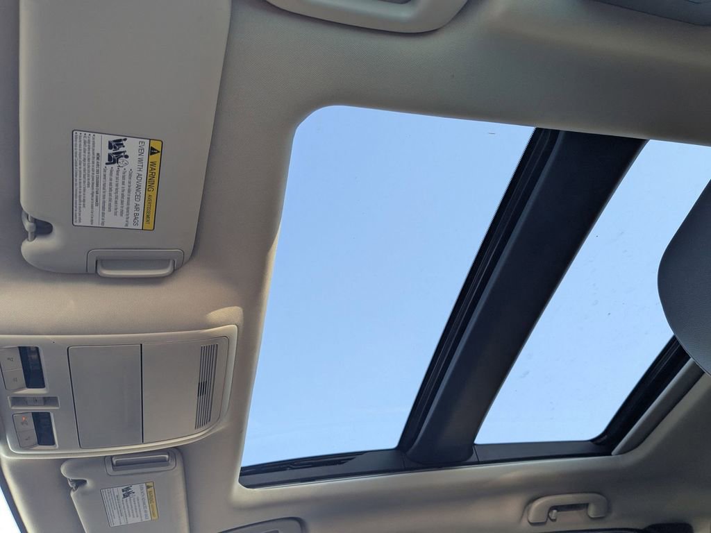 Used 2025 MAZDA CX-50 AWD 2.5 Hybrid w/ Premium Pkg image 19