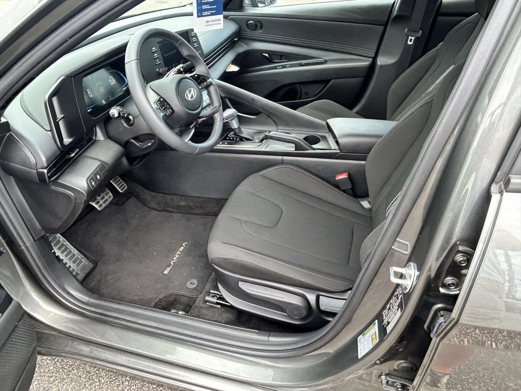 Certified 2026 Hyundai Elantra Sport FWD image 11