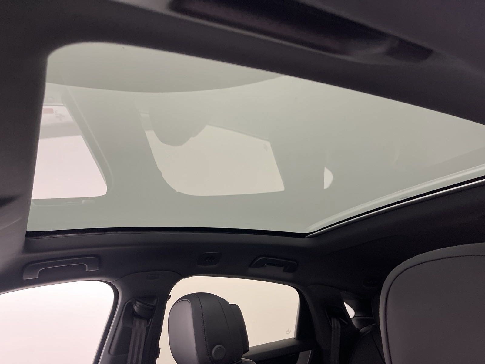 New 2025 Porsche Cayenne Coupe image 15