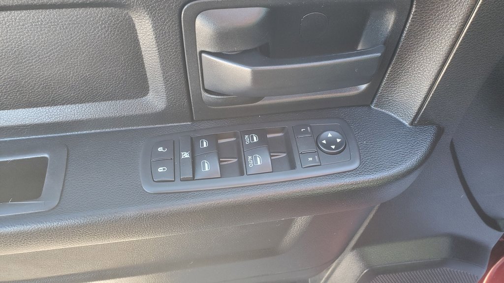 Used 2019 RAM 1500 Express image 16