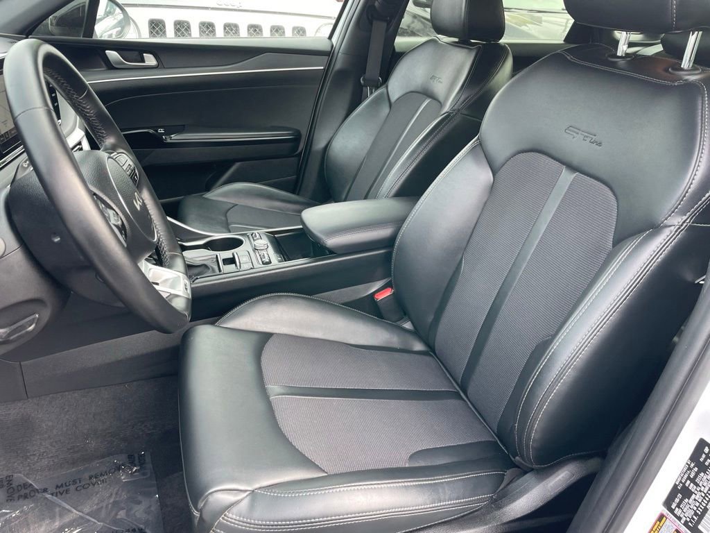 Used 2023 Kia K5 GT-Line w/ GT-Line Premium Package image 4