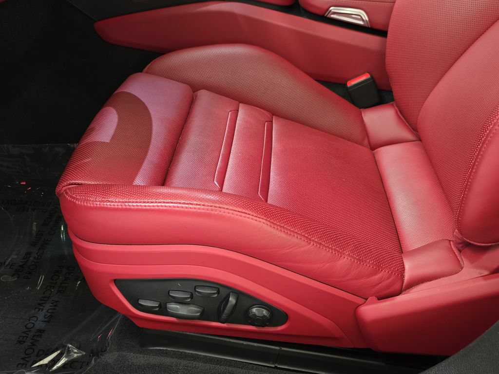 Used 2023 Porsche Panamera GTS AWD/4WD image 28