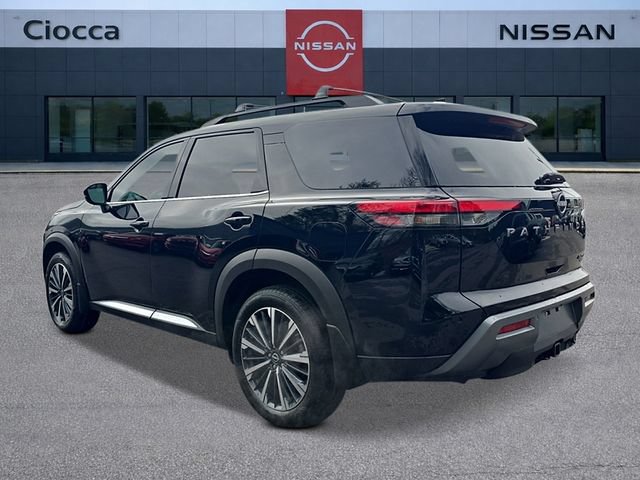 New 2026 Nissan Pathfinder Platinum AWD/4WD image 3