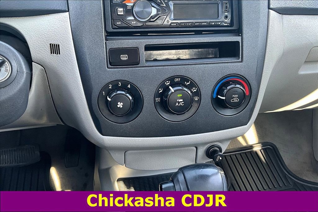 Used 2005 Kia Spectra image 14