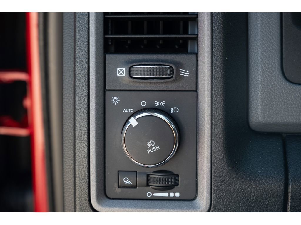 Used 2016 RAM 1500 Express w/ Popular Equipment Group image 28