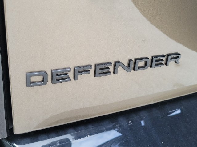 New 2026 Land Rover Defender 110 X-Dynamic SE AWD/4WD image 7