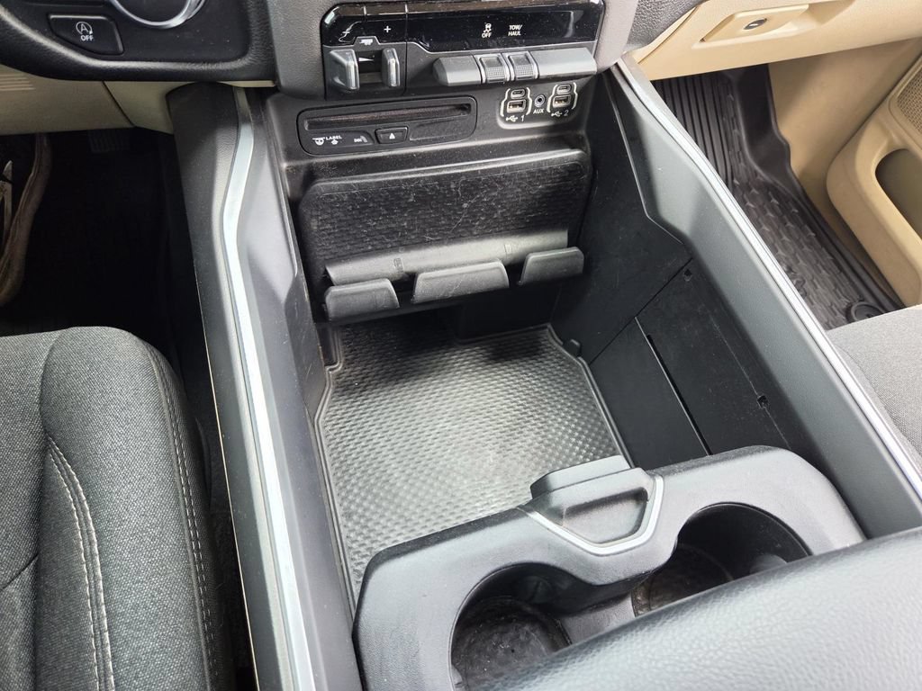Used 2019 RAM 1500 Big Horn RWD image 30