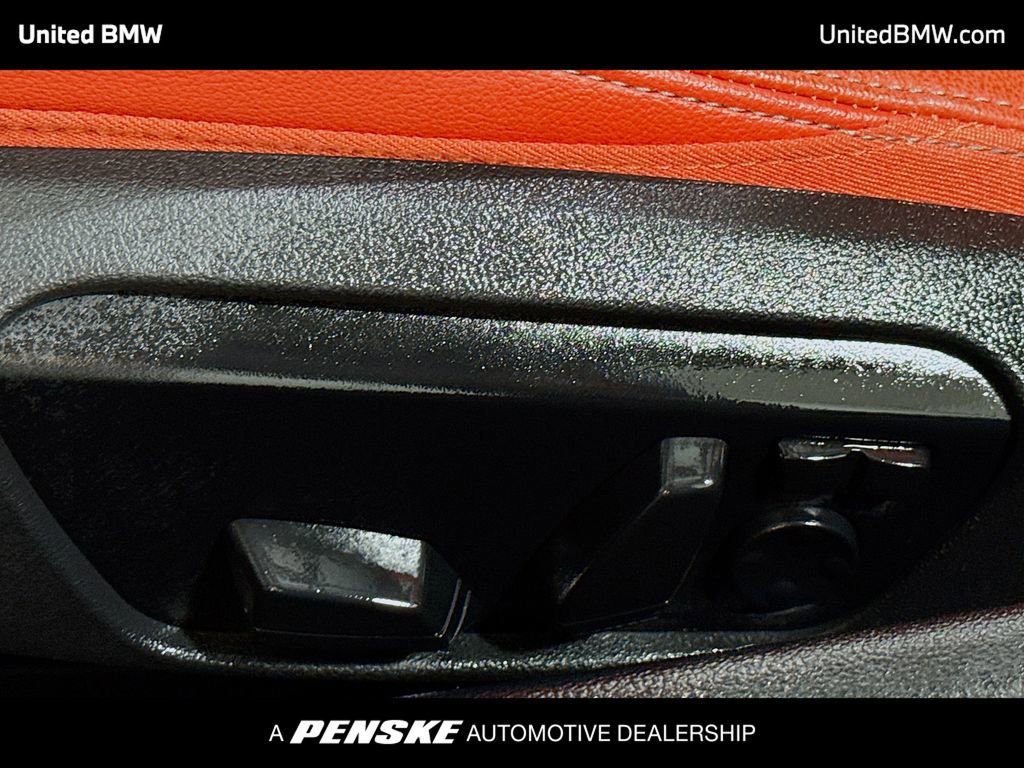 Used 2025 BMW Z4 M40i w/ Premium Package image 4