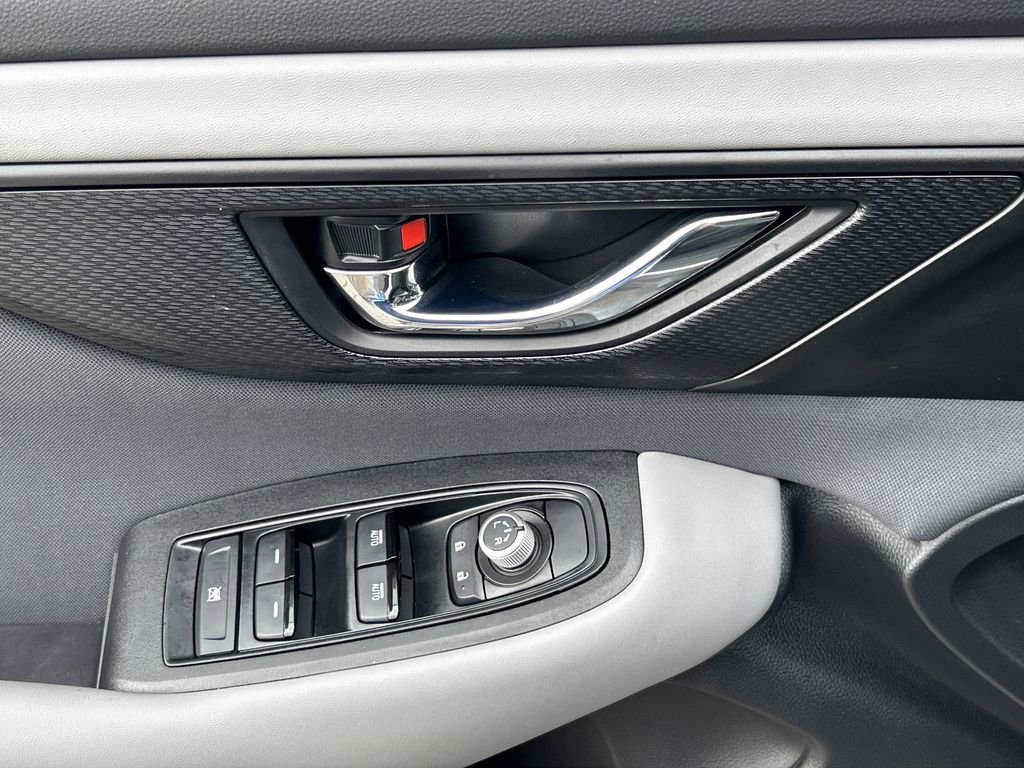 Certified 2025 Subaru Outback Premium image 18