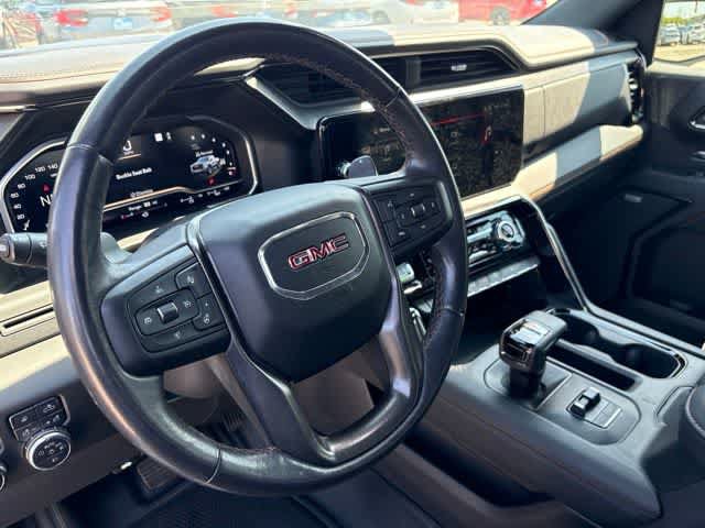 Used 2023 GMC Sierra 1500 AT4 w/ AT4 Premium Package AWD/4WD image 10