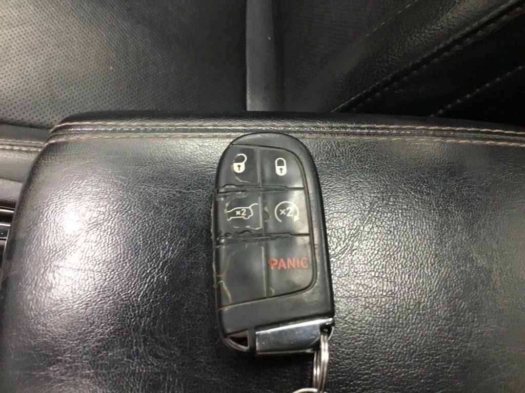 Used 2022 Jeep Compass Limited w/ (RED) Package image 11