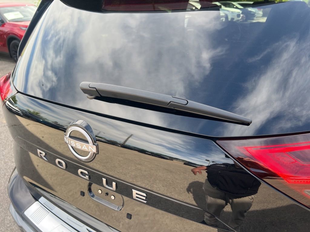 Certified 2024 Nissan Rogue SL w/ SL Premium Package AWD/4WD image 35