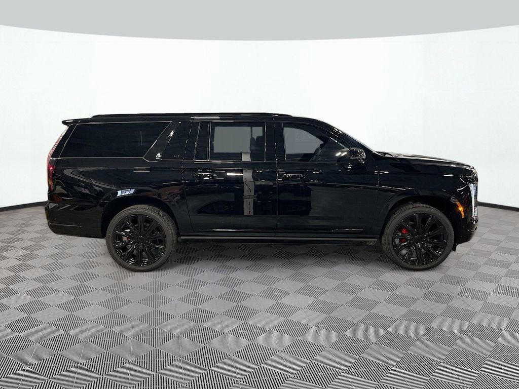 New 2026 Cadillac Escalade ESV Luxury w/ Touring Package AWD/4WD image 4