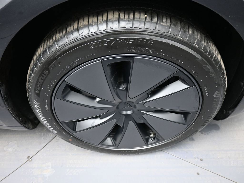 Used 2025 Tesla Model 3 Long Range image 13