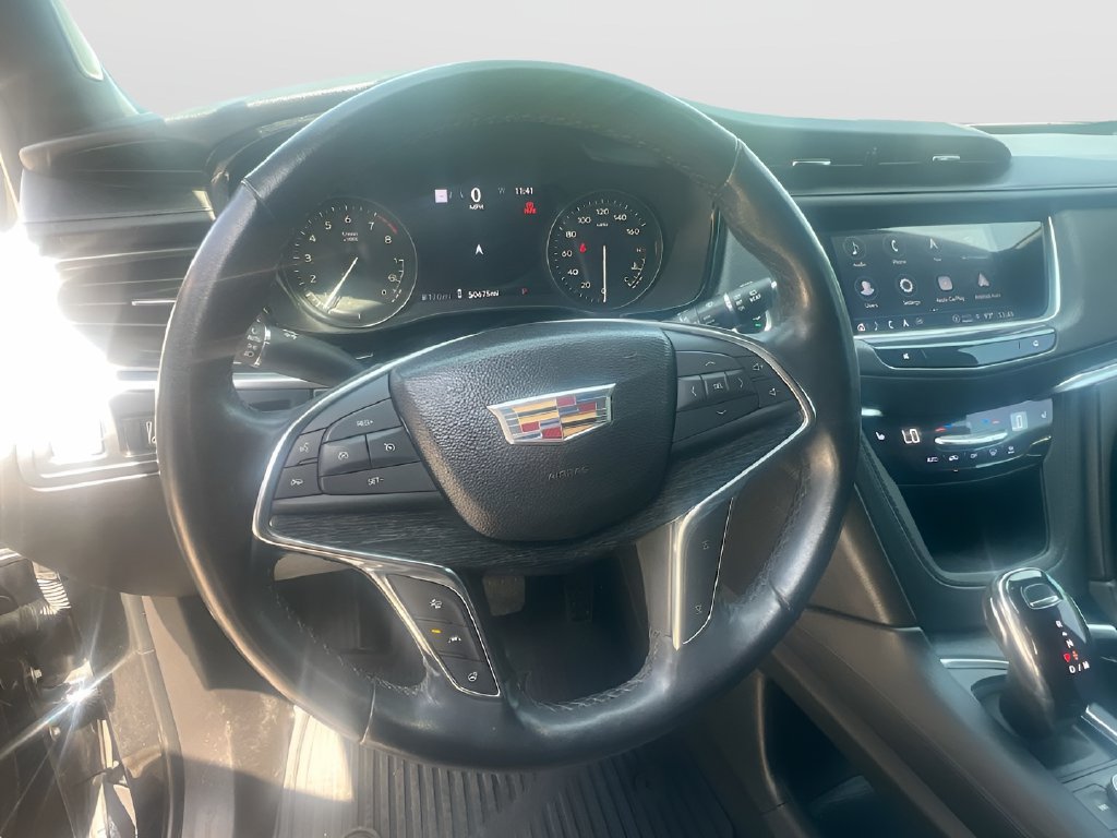 Used 2023 Cadillac XT5 Premium Luxury w/ Technology Package FWD image 11