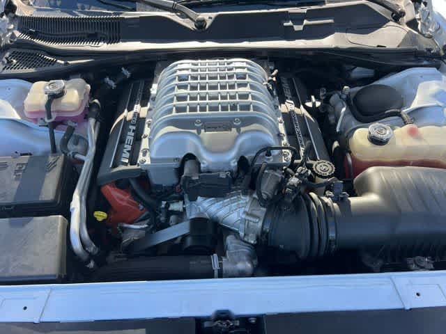 Used 2016 Dodge Challenger SRT Hellcat RWD image 15