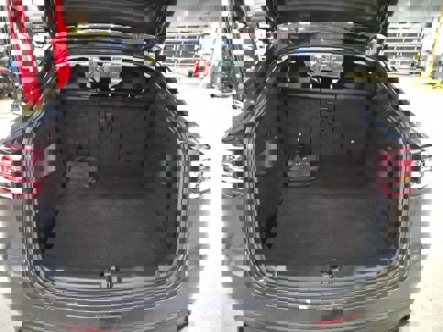 Used 2022 Tesla Model Y Performance image 10