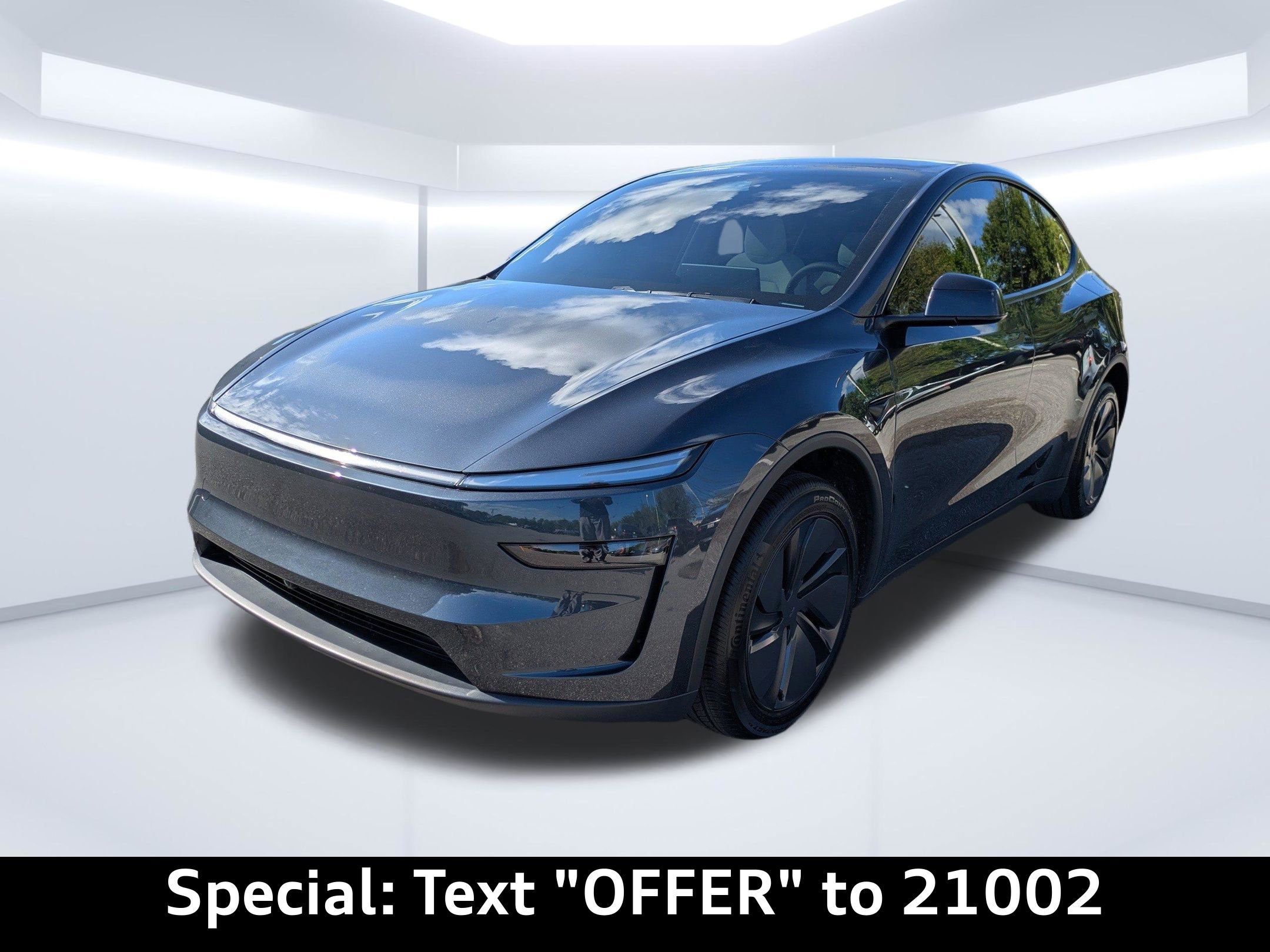 Used 2026 Tesla Model Y 2WD image 7