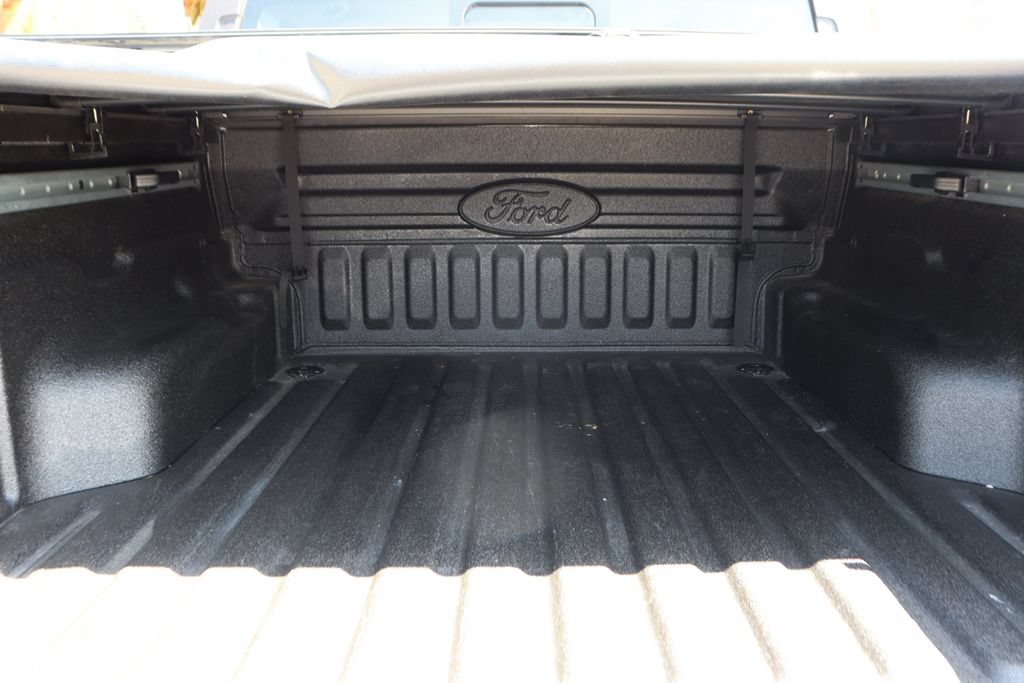 Used 2025 Ford Maverick Lariat w/ Black Appearance Package AWD/4WD image 12