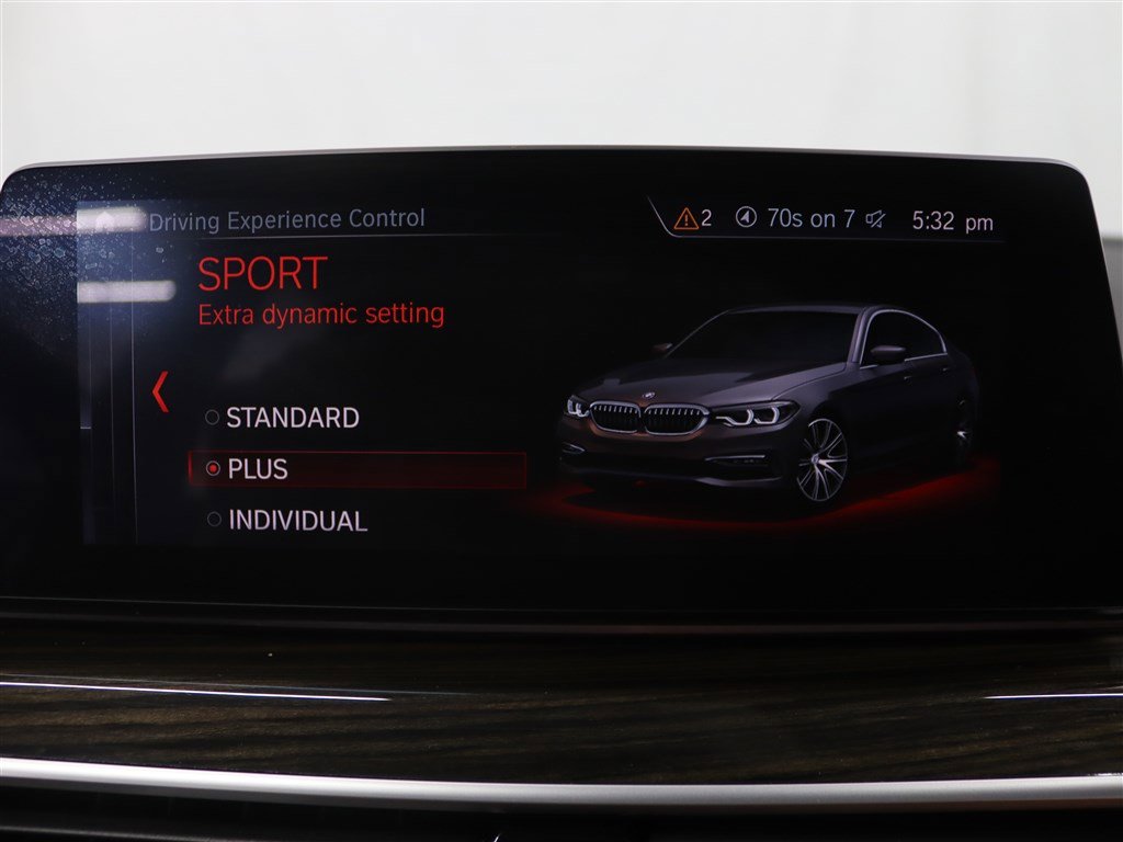 Used 2019 BMW M550i xDrive image 39