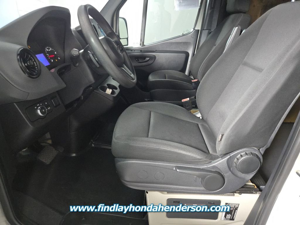 Used 2020 Mercedes-Benz Sprinter 144 Cargo image 15