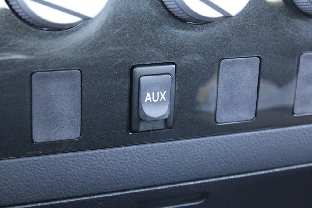 Used 2013 Toyota Tundra 4x4 Double Cab image 32