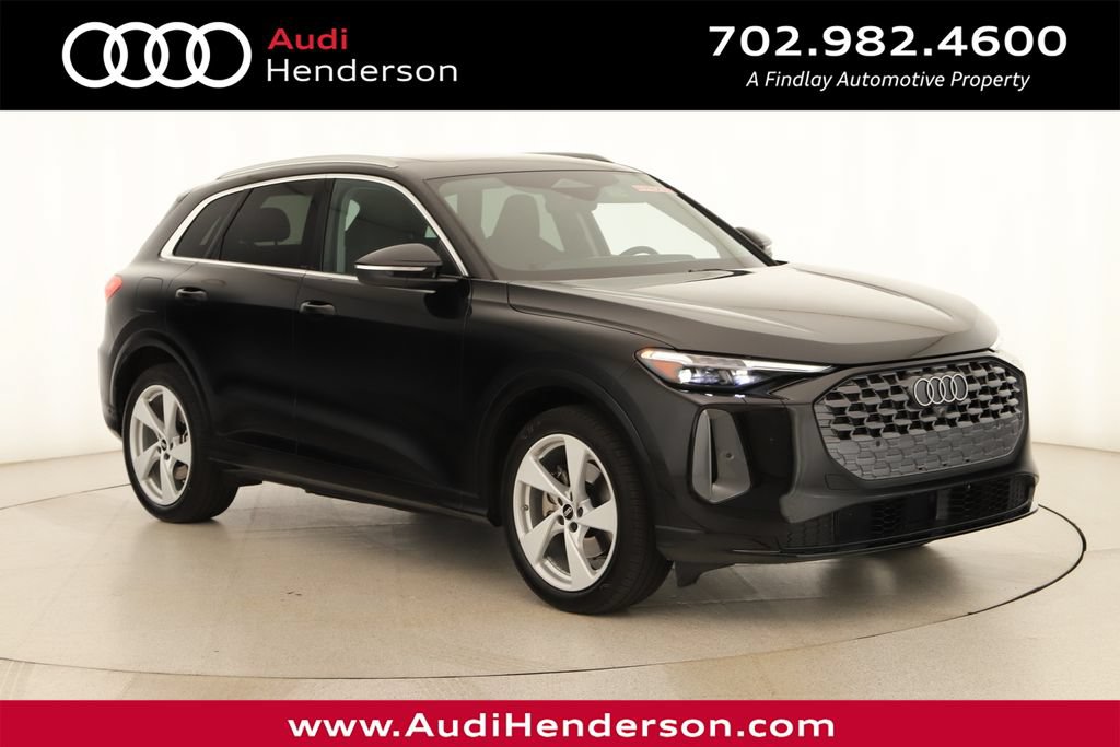 Certified 2025 Audi Q5 Prestige AWD/4WD image 1